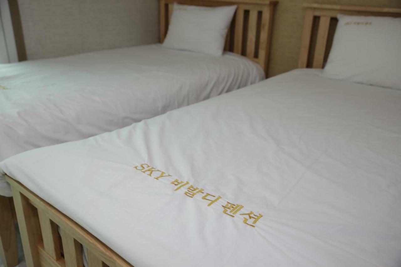 Sky Vivaldi Pension Hongcheon Extérieur photo